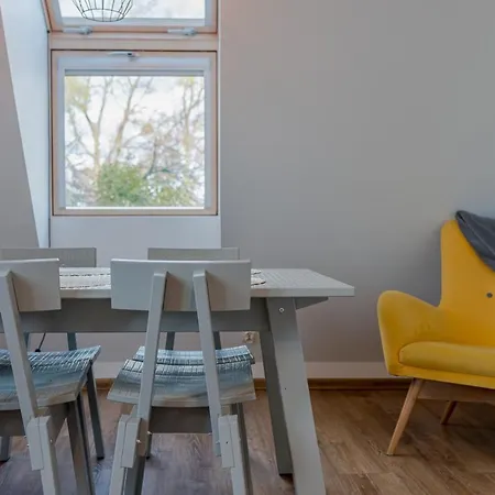 Sloneczne Poddasze Przy Molo I Plazy Apartman