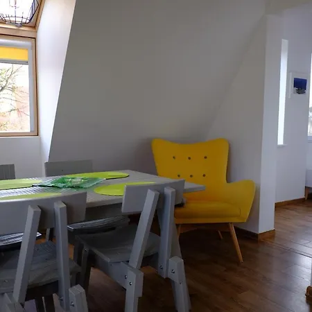 Apartman Sloneczne Poddasze Przy Molo I Plazy