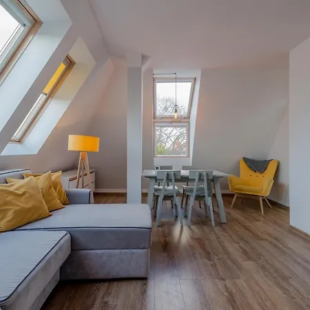 Sloneczne Poddasze Przy Molo I Plazy アパート *