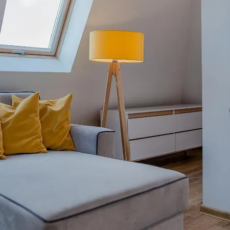 Sloneczne Poddasze Przy Molo I Plazy *