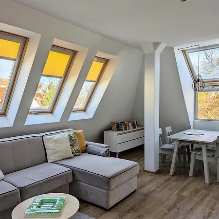 Sloneczne Poddasze Przy Molo I Plazy Appartement