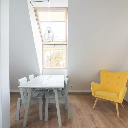 Sloneczne Poddasze Przy Molo I Plazy Appartement