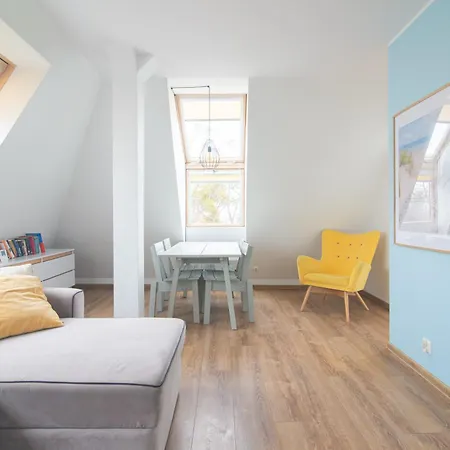 Sloneczne Poddasze Przy Molo I Plazy *