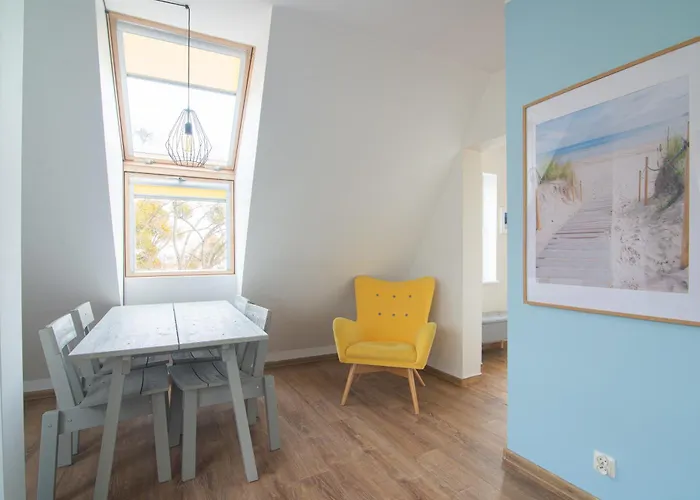 Sloneczne Poddasze Przy Molo I Plazy Apartmán